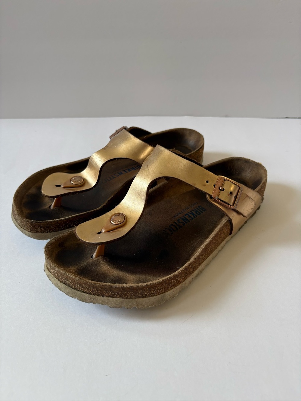 Birkentstock Gizeh Gold Metallic Thong Sandal Shoe Toe Post 9 Resort Birko Slip